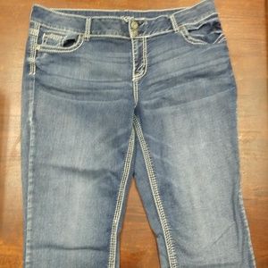 Maurices Capri 13/14